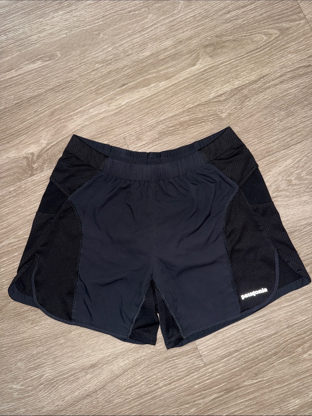Patagonia Men’s Black Athletic Running Shorts size S